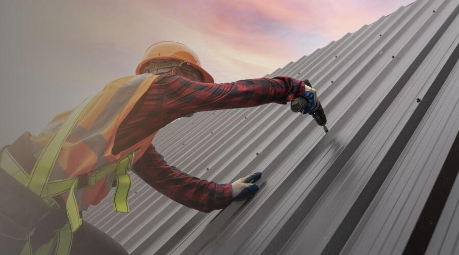 Professional gutter cleaning in Saint Francis, MN
